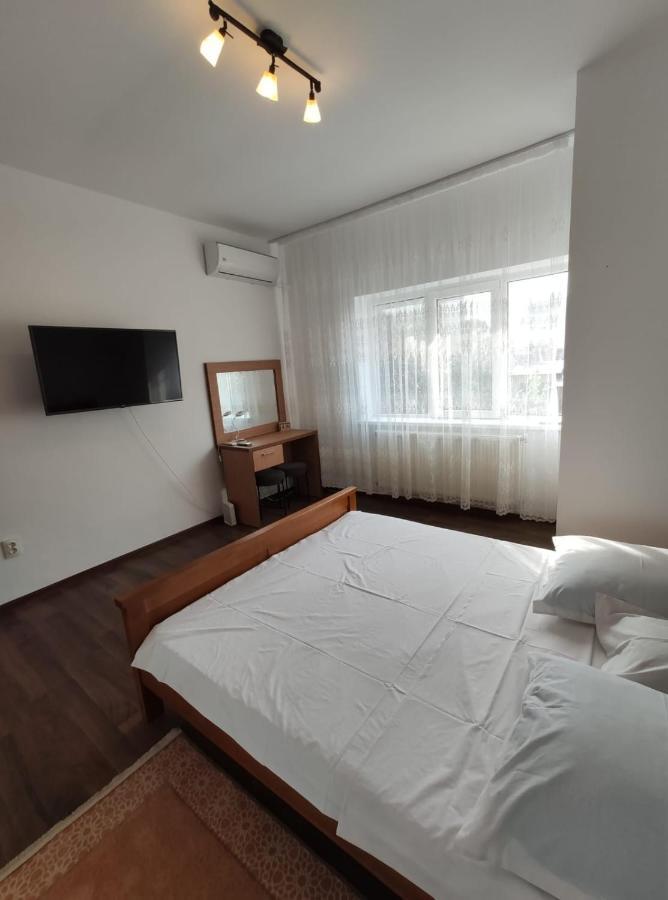 Apartament Marra Apartment Констанца Екстериор снимка