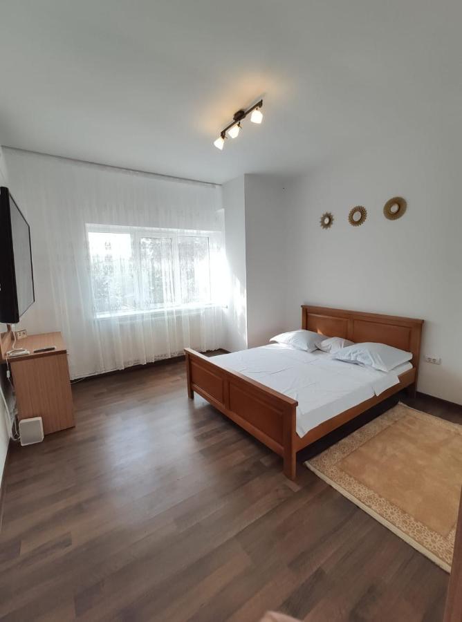 Apartament Marra Apartment Констанца Екстериор снимка