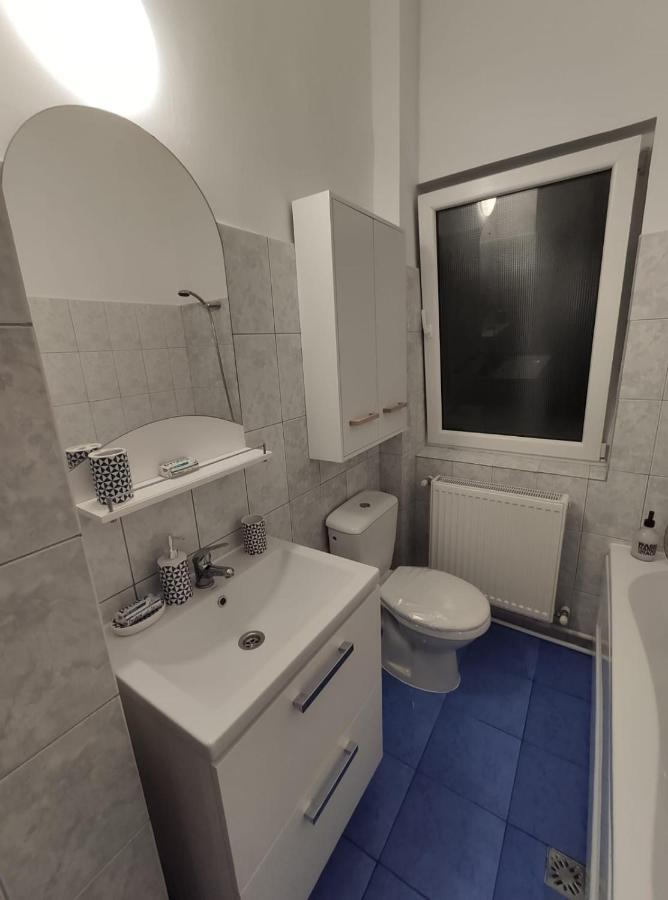 Apartament Marra Apartment Констанца Екстериор снимка